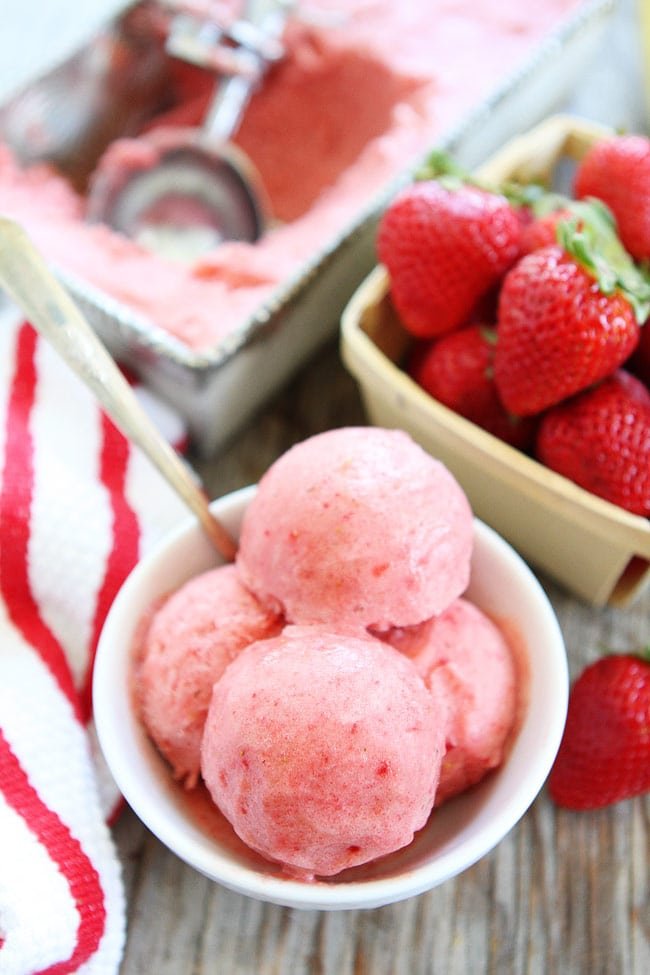 2-Ingredient Strawberry Banana Ice Cream Recipe on twopeasandtheirpod.com You only need two ingredients to make this healthy ice cream. It is dairy free, vegan, and gluten free! The perfect treat for a hot summer day! 2-Ingredient Strawberry Banana Ice Cream Recipe
