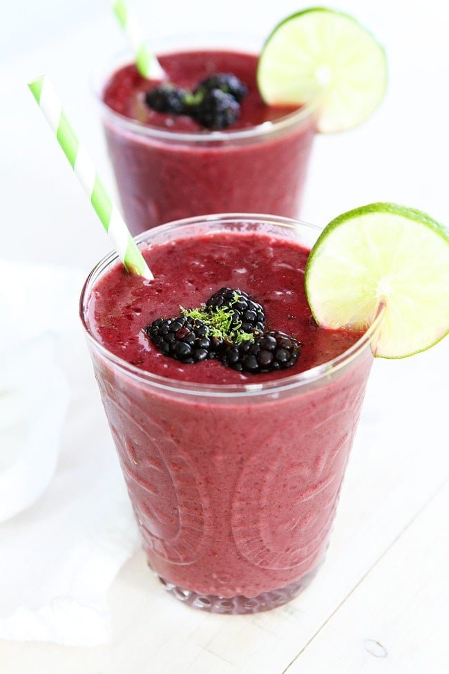 Blackberry Lime Smoothie Recipe on twopeasandtheirpod.com This refreshing blackberry smoothie has a kick of lime! It's SO good! Blackberry Lime Smoothie Recipe