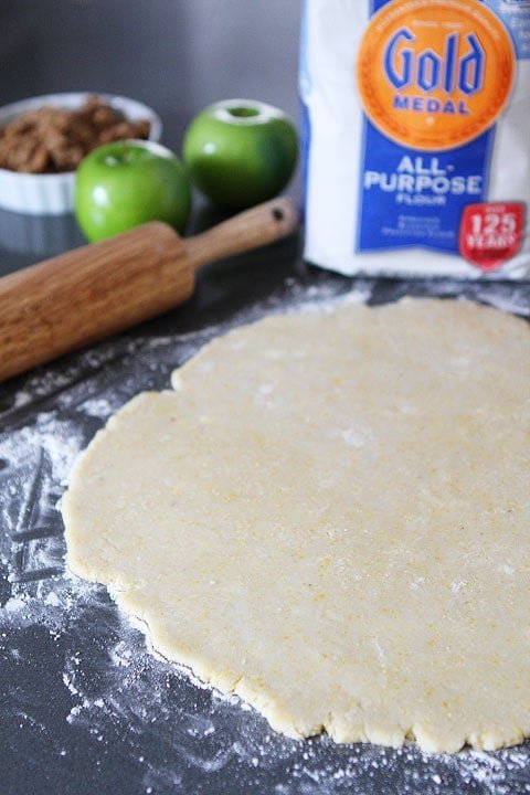 Apple Cinnamon Streusel Galette Recipe on twopeasandtheirpod.com #recipe Apple Cinnamon Streusel Galette Recipe on twopeasandtheirpod.com #recipe