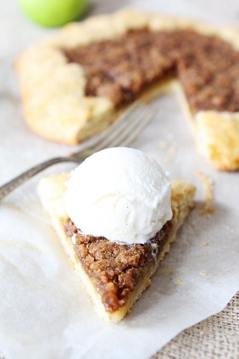 Apple Cinnamon Streusel Galette Recipe on twopeasandtheirpod.com Easy to make and always a hit! Apple Cinnamon Streusel Galette Recipe on twopeasandtheirpod.com Easy to make and always a hit!