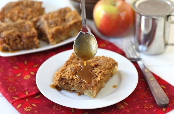 Apple Coffee Crumb Cake with Brown Sugar Glaze Recipe on twopeasandtheirpod.com This cake is SO good! Apple Coffee Crumb Cake with Brown Sugar Glaze Recipe on twopeasandtheirpod.com This cake is SO good!