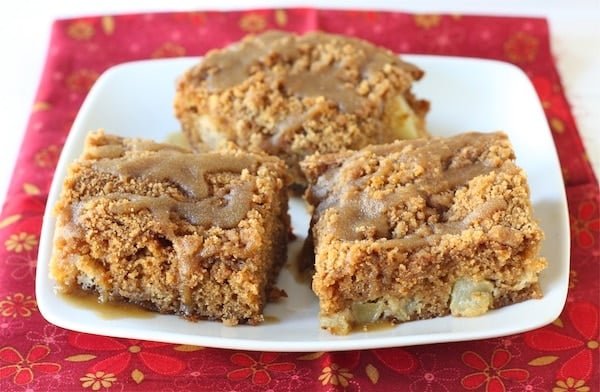 Apple Coffee Crumb Cake with Brown Sugar Glaze Recipe on twopeasandtheirpod.com #recipe Apple Coffee Crumb Cake with Brown Sugar Glaze Recipe on twopeasandtheirpod.com #recipe