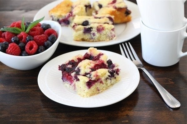 coconut-lime-berry-cake3