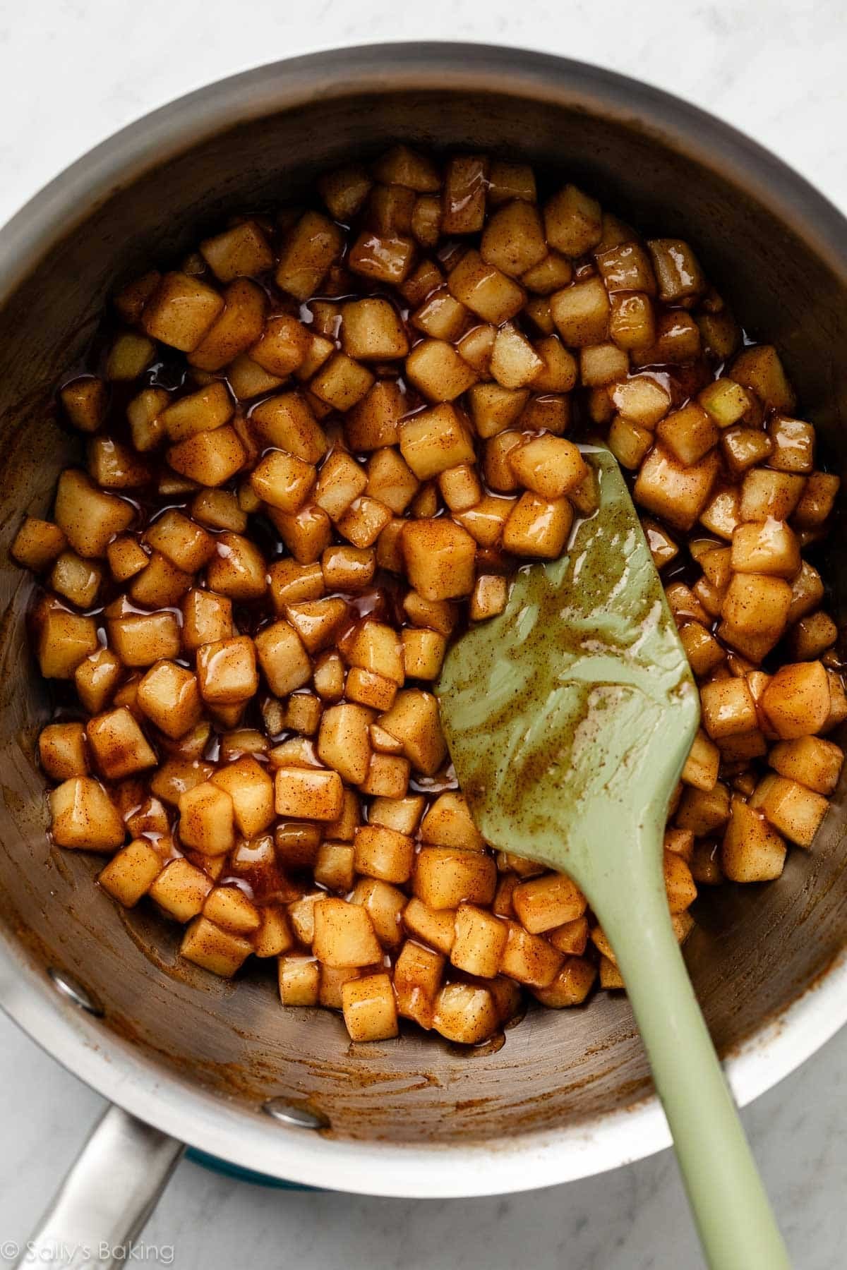 apple filling mixture in pot.