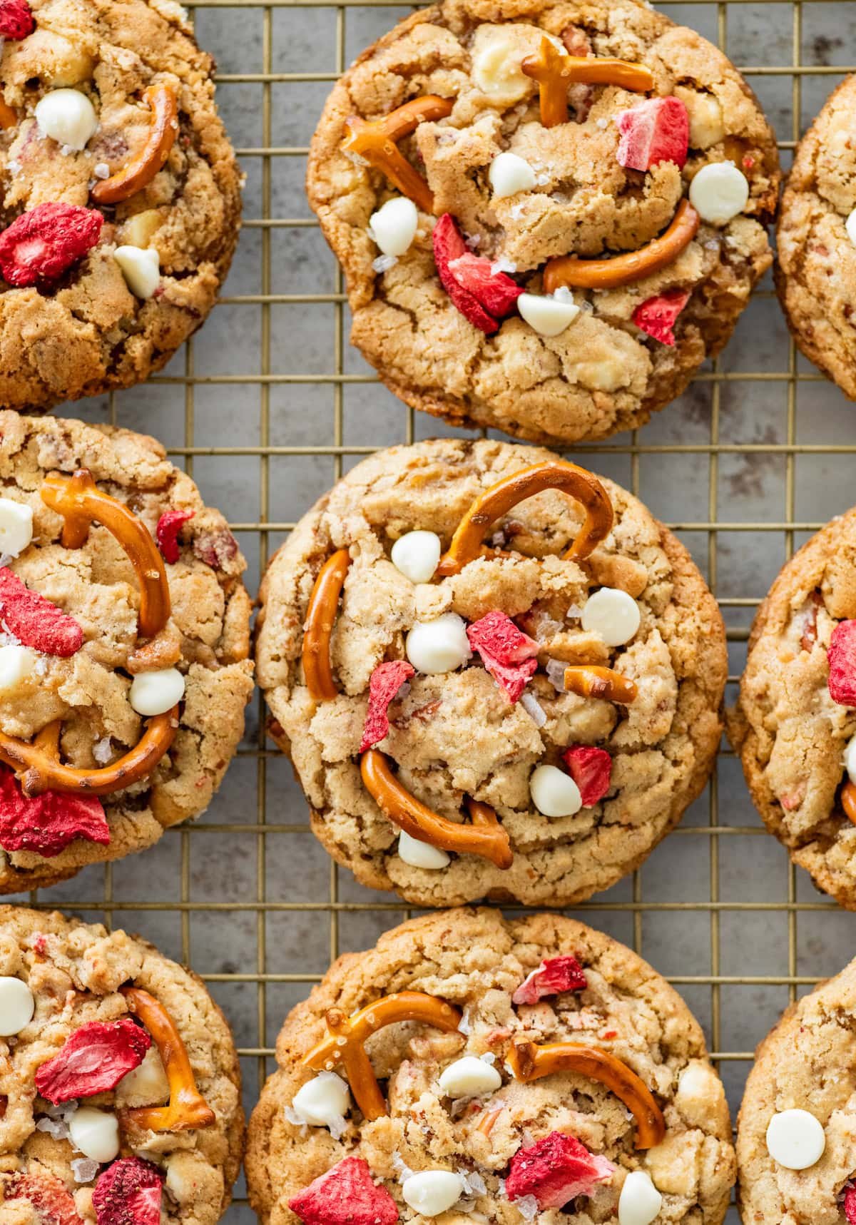 strawberry pretzel cookies on cooling rack. 